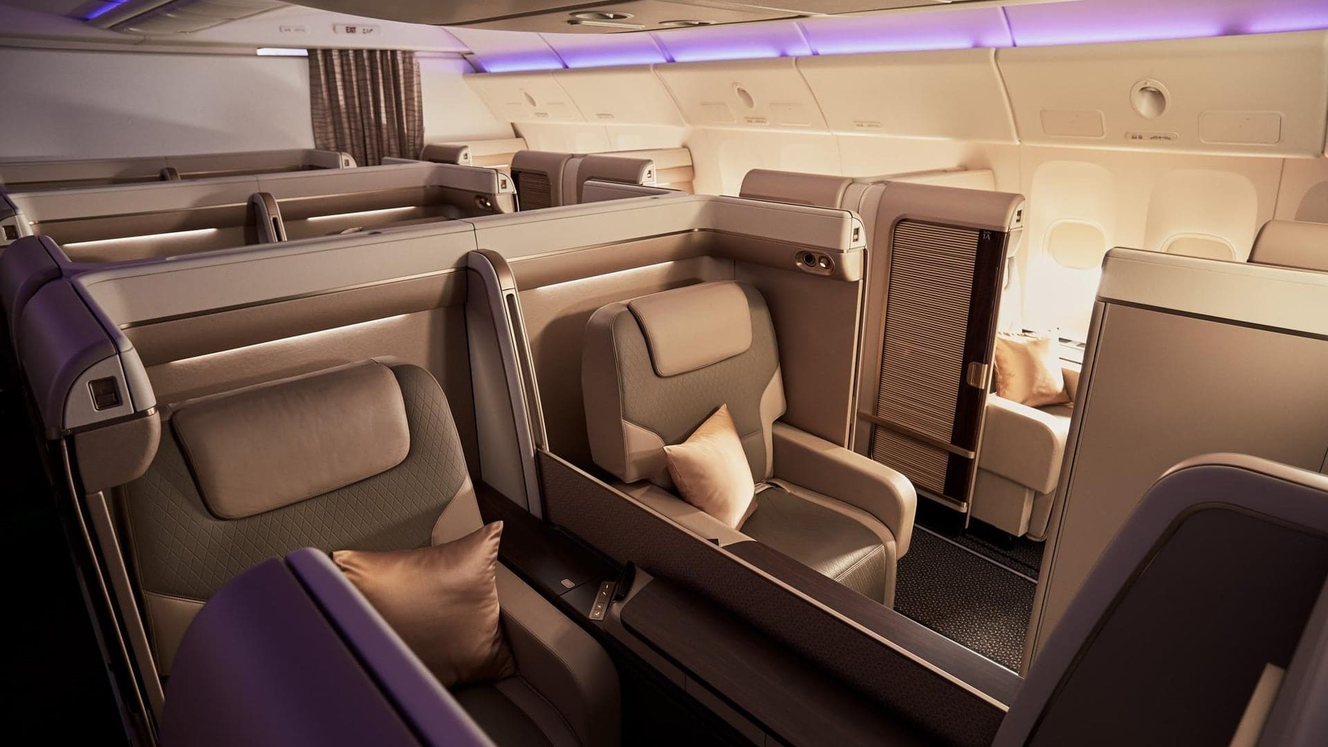 Airlines Articles - Airline Cuisine - the Best Celebrity Menus and Flying Chefs