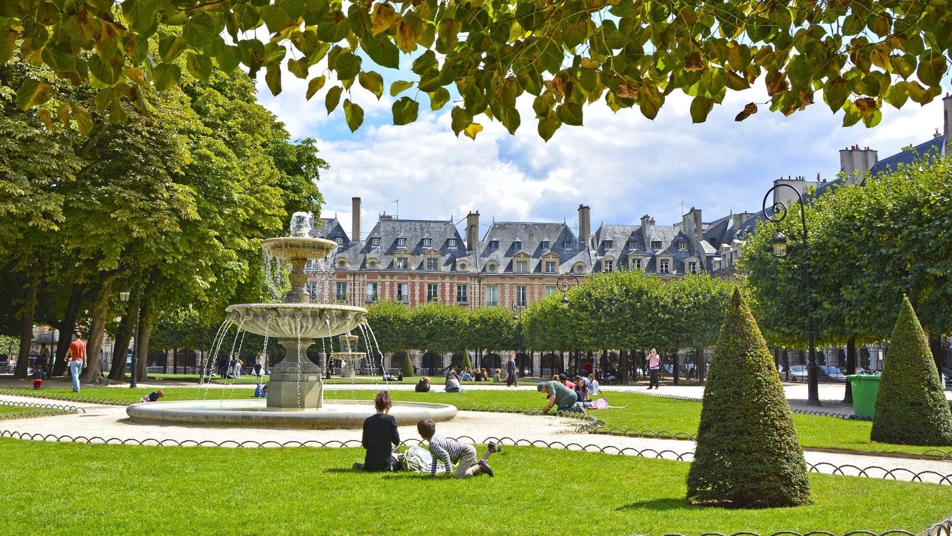 Guides Toplists - 10 Best Places for Shopping in Paris