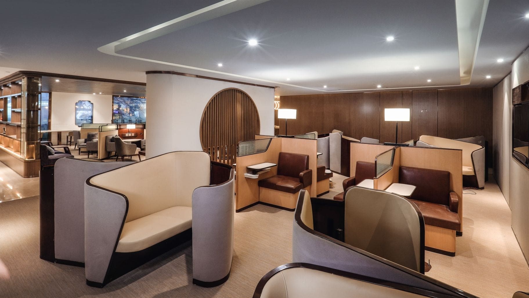 Airline review Airport experience - Hainan Airlines - 3