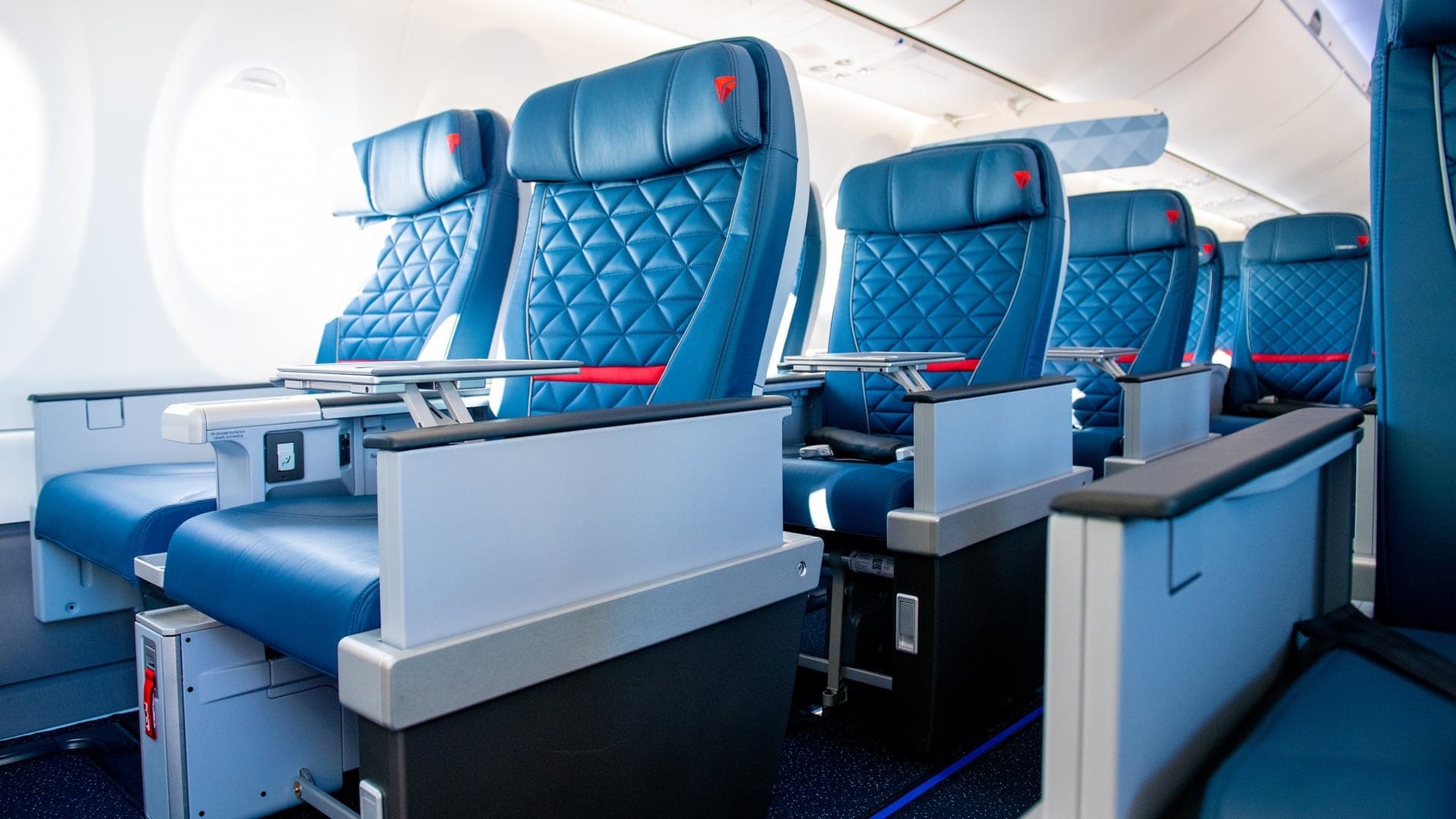 Airlines Articles - Domestic Premium Cabins in the USA - The Businessclass Guide