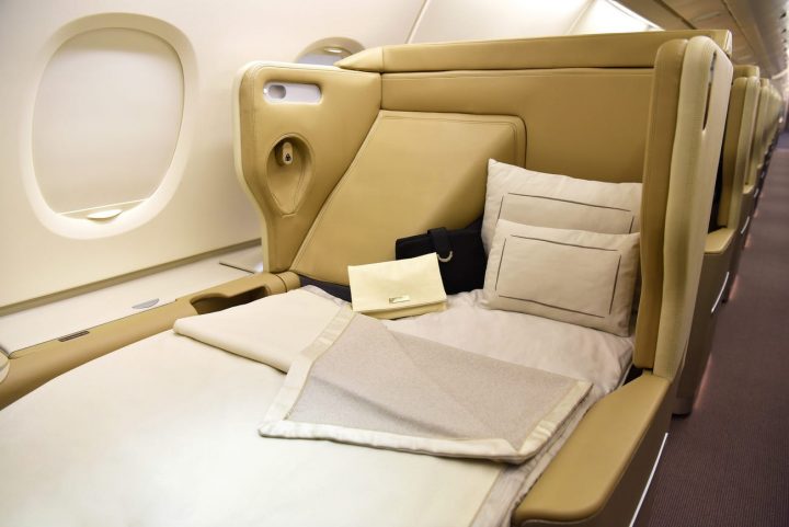 An A380 out of the ordinary - 4