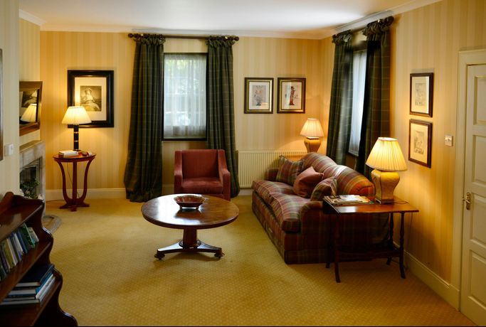 Inverlochy Castle - 6
