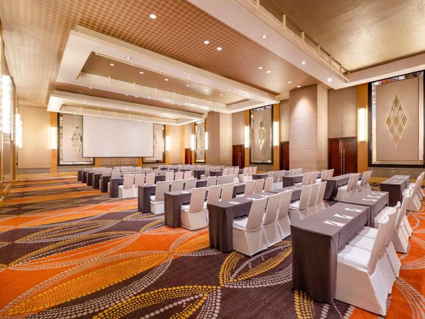 Fairmont Makati - 28