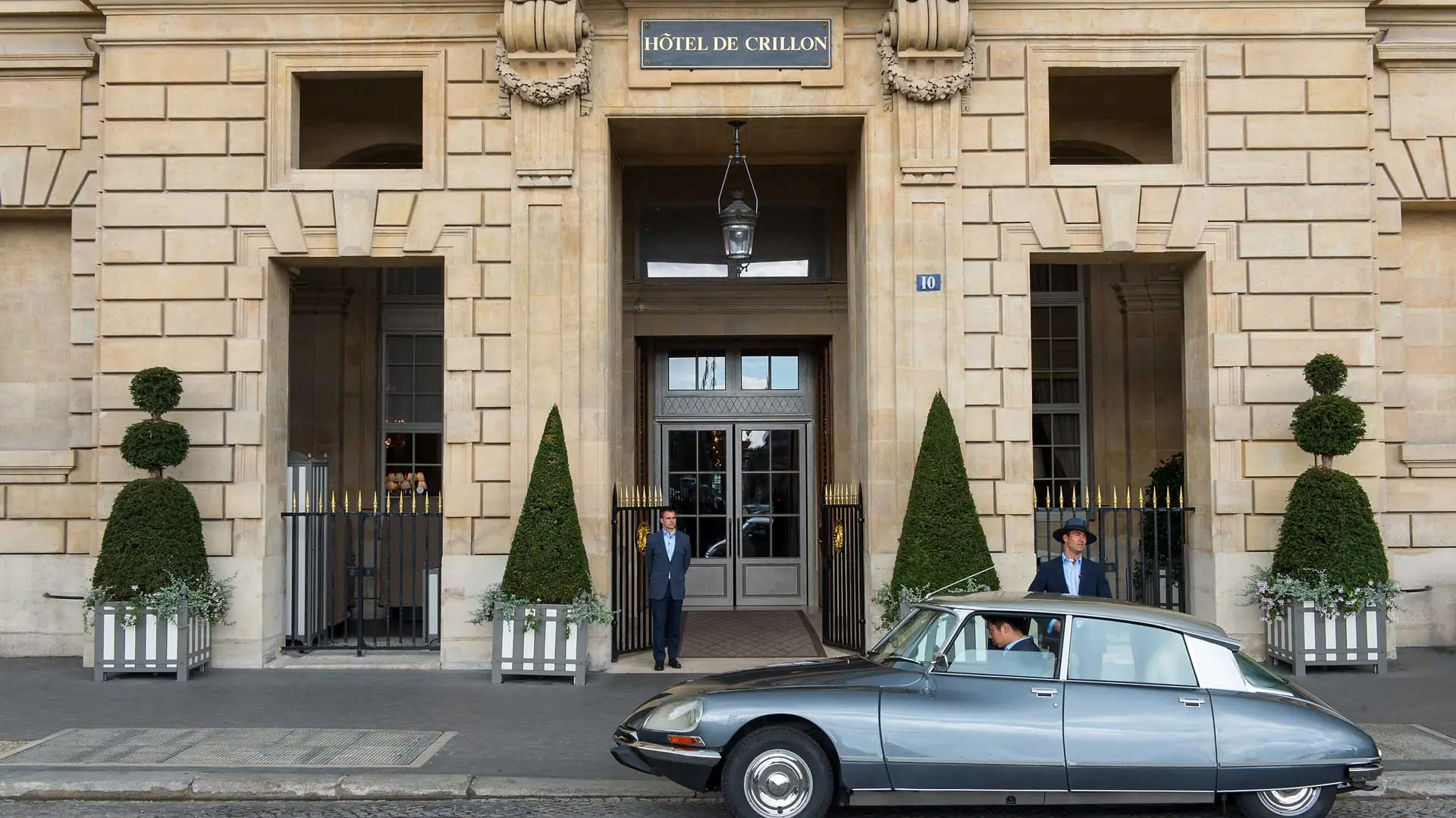 Hotel review Location' - Hôtel de Crillon, A Rosewood Hotel - 2