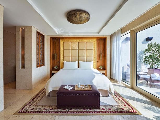 Raffles Dubai - 11