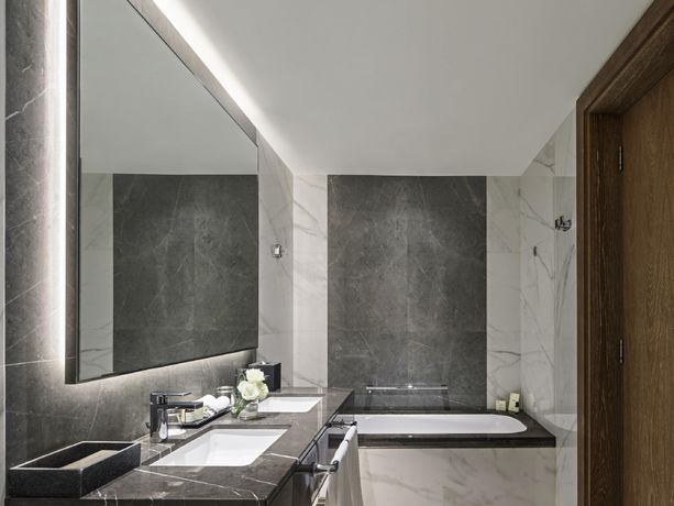 Fairmont Dubai - 11