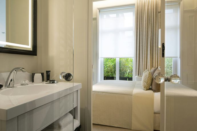 Verified hotel review - Le Narcisse Blanc & Spa - 55