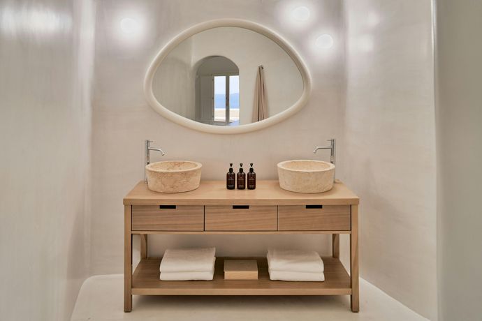 Verified hotel review - Mystique, a Luxury Collection Hotel, Santorini - 39