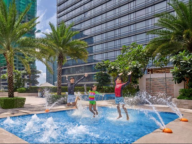 Verified hotel review - Shangri-La The Fort Manila - 21