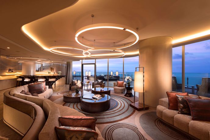 Conrad Manila - 7