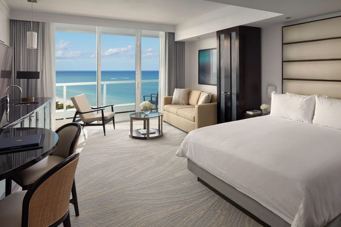 Fontainebleau Miami Beach - 11