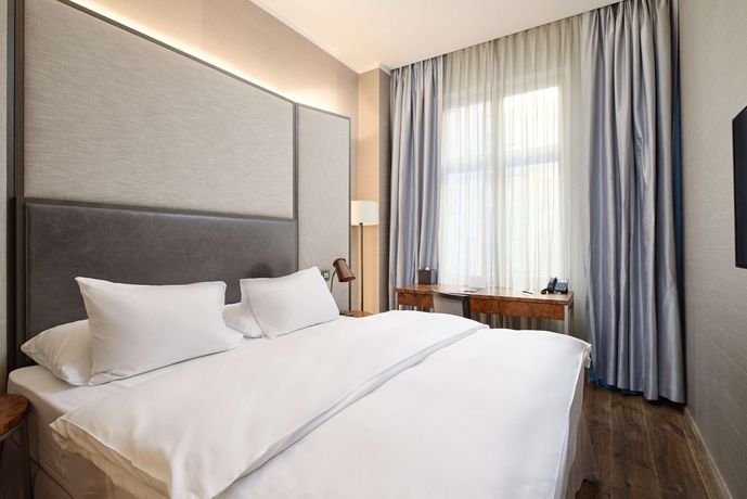 Verified hotel review - The Emblem Hotel - 22