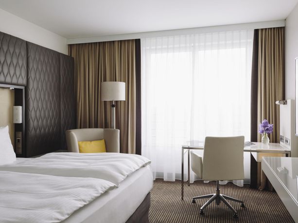 Pullman Berlin Schweizerhof - 45