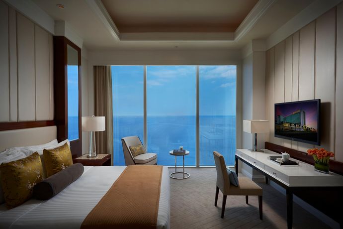 Verified hotel review - Solaire Resort & Casino - 11