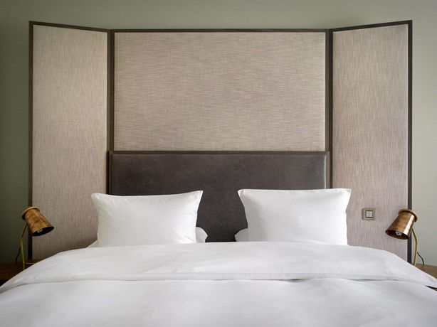Verified hotel review - The Emblem Hotel - 54
