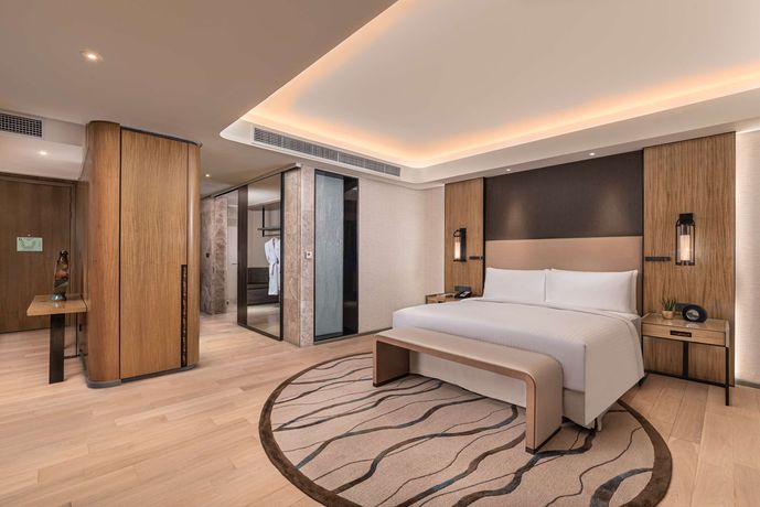 Conrad Manila - 37