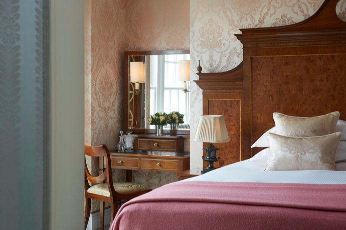 The Goring - 60
