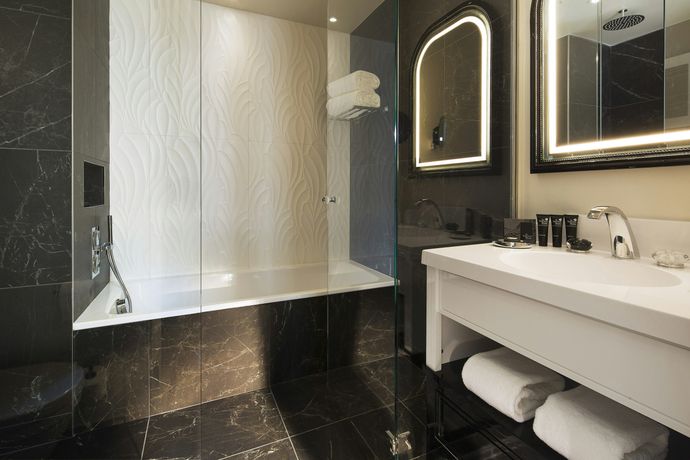 Verified hotel review - Le Narcisse Blanc & Spa - 41