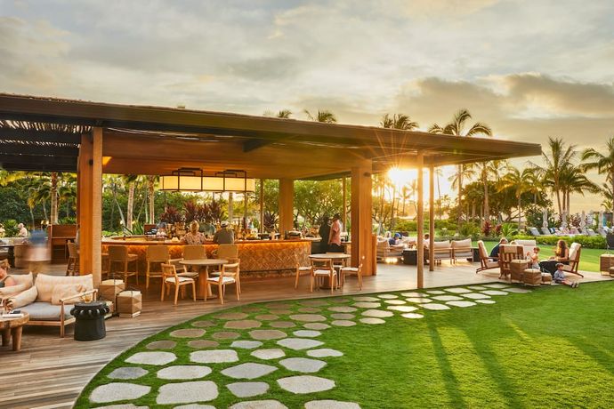 Verified hotel review - Mauna Lani Bay Hotel & Bungalows - 11