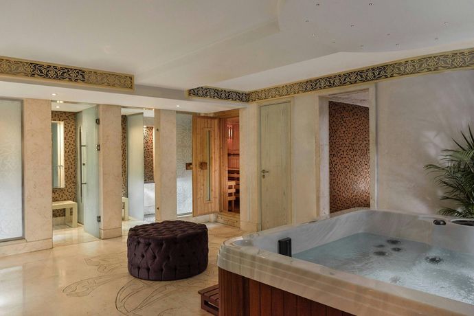 Verified hotel review - Cairo Marriott Hotel & Omar Khayyam Casino - 28