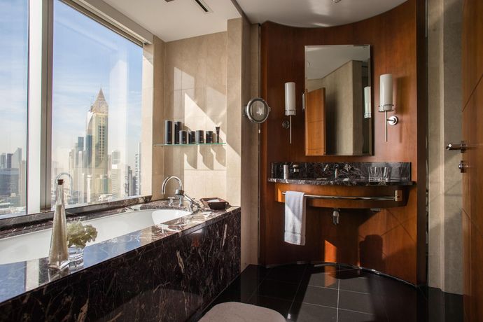 Jumeirah Emirates Towers - 55