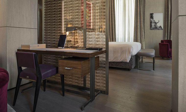 Verified hotel review - Fendi Private Suites - 32