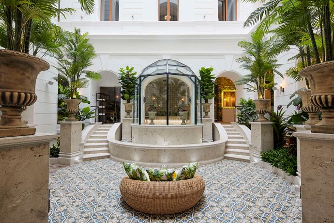 Verified hotel review - Mystery Hotel Budapest - 0