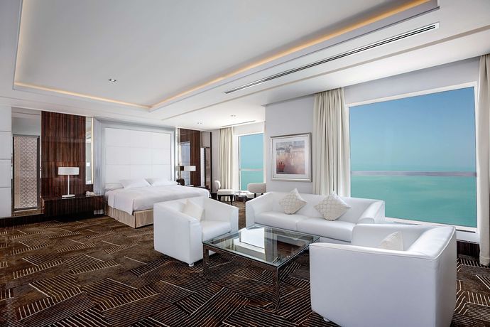 Hilton Dubai The Walk - 10