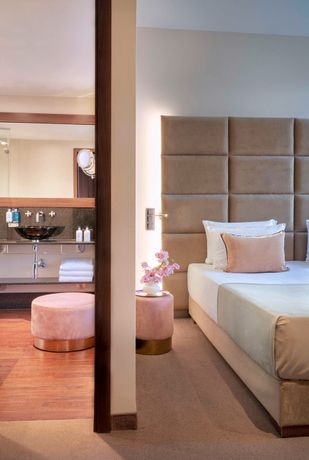 Verified hotel review - Fleming's Deluxe Hotel Frankfurt City - 22