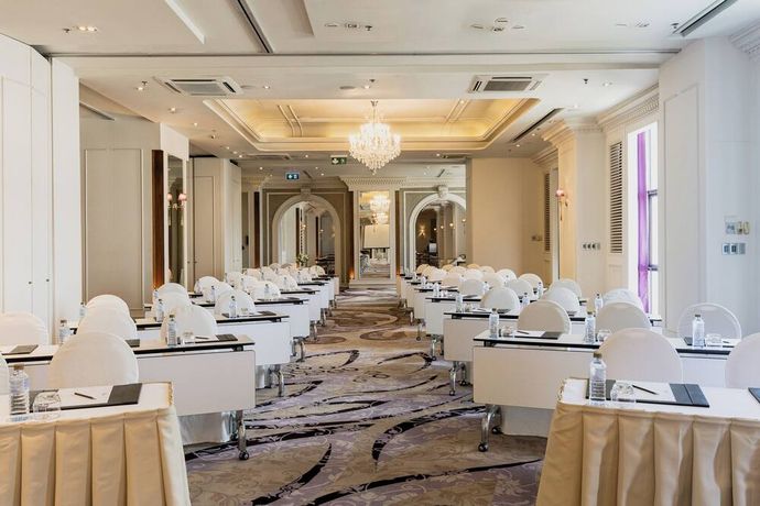 Tower Club At lebua