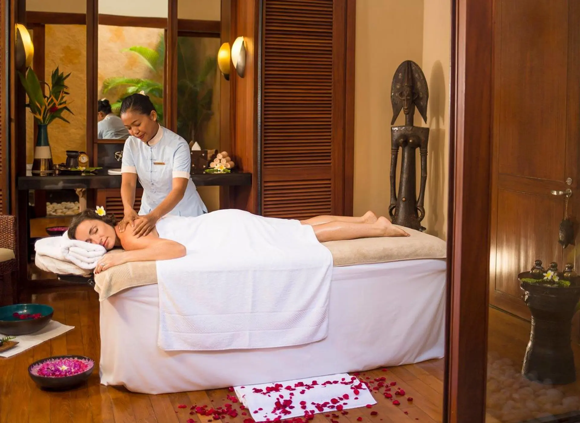 Hotel review Service & Facilities' - The Oberoi Mauritius - 3