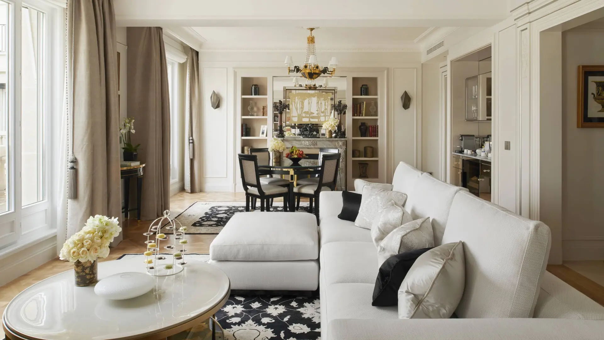 Hotel review Accommodation' - Four Seasons Hotel George V Paris - 5