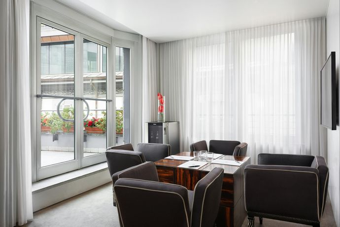 Verified hotel review - Sina The Gray - 21