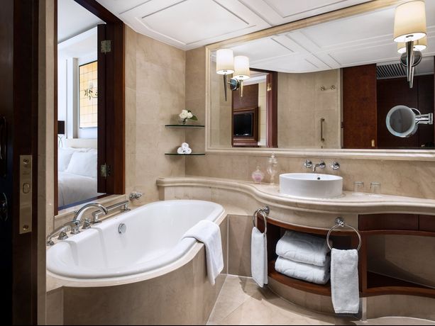 The Langham Hong Kong - 20