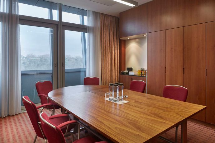 Verified hotel review - Hilton Frankfurt Airport - 7