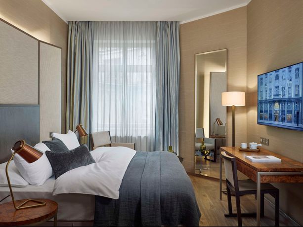 Verified hotel review - The Emblem Hotel - 20