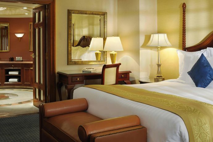 Verified hotel review - Cairo Marriott Hotel & Omar Khayyam Casino - 40