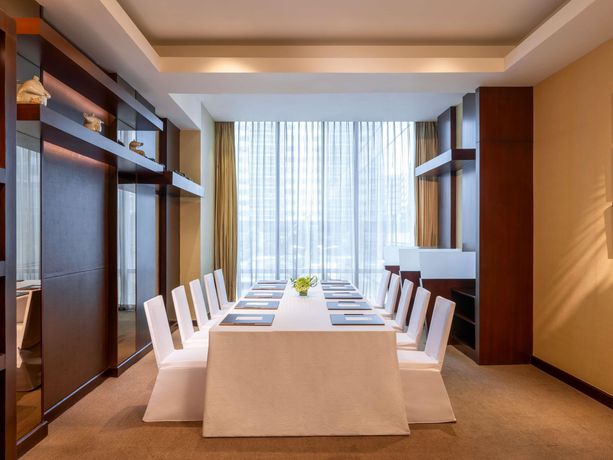 Fairmont Makati - 39