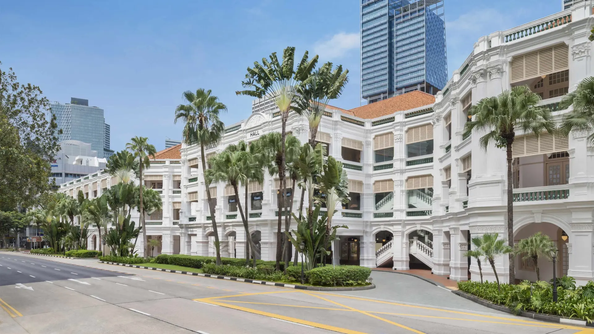 Hotel review Location' - Raffles Singapore - 2