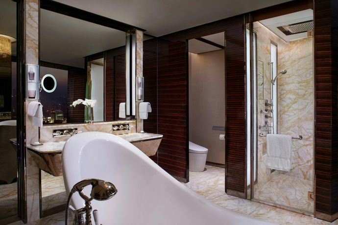 Verified hotel review - The Ritz-Carlton Shanghai, Pudong - 40