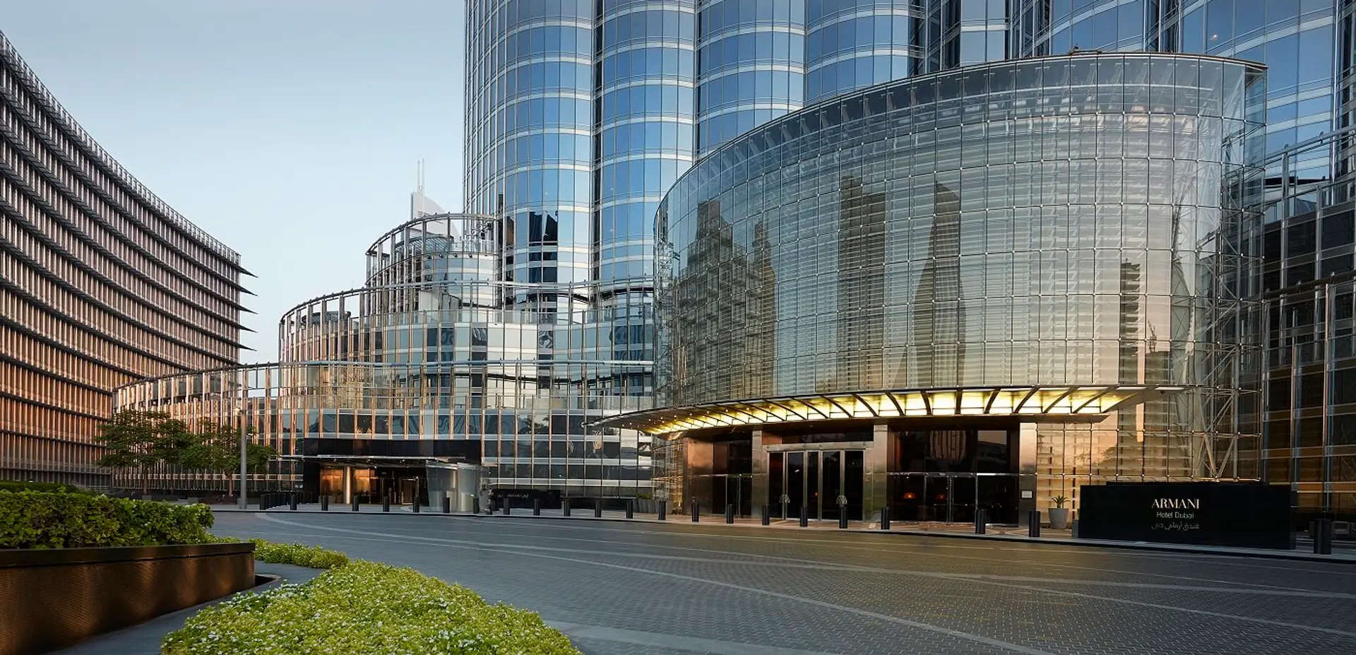 Hotel review Location' - Armani Hotel Dubai - 1