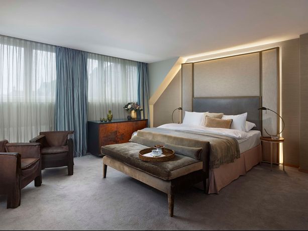 Verified hotel review - The Emblem Hotel - 11