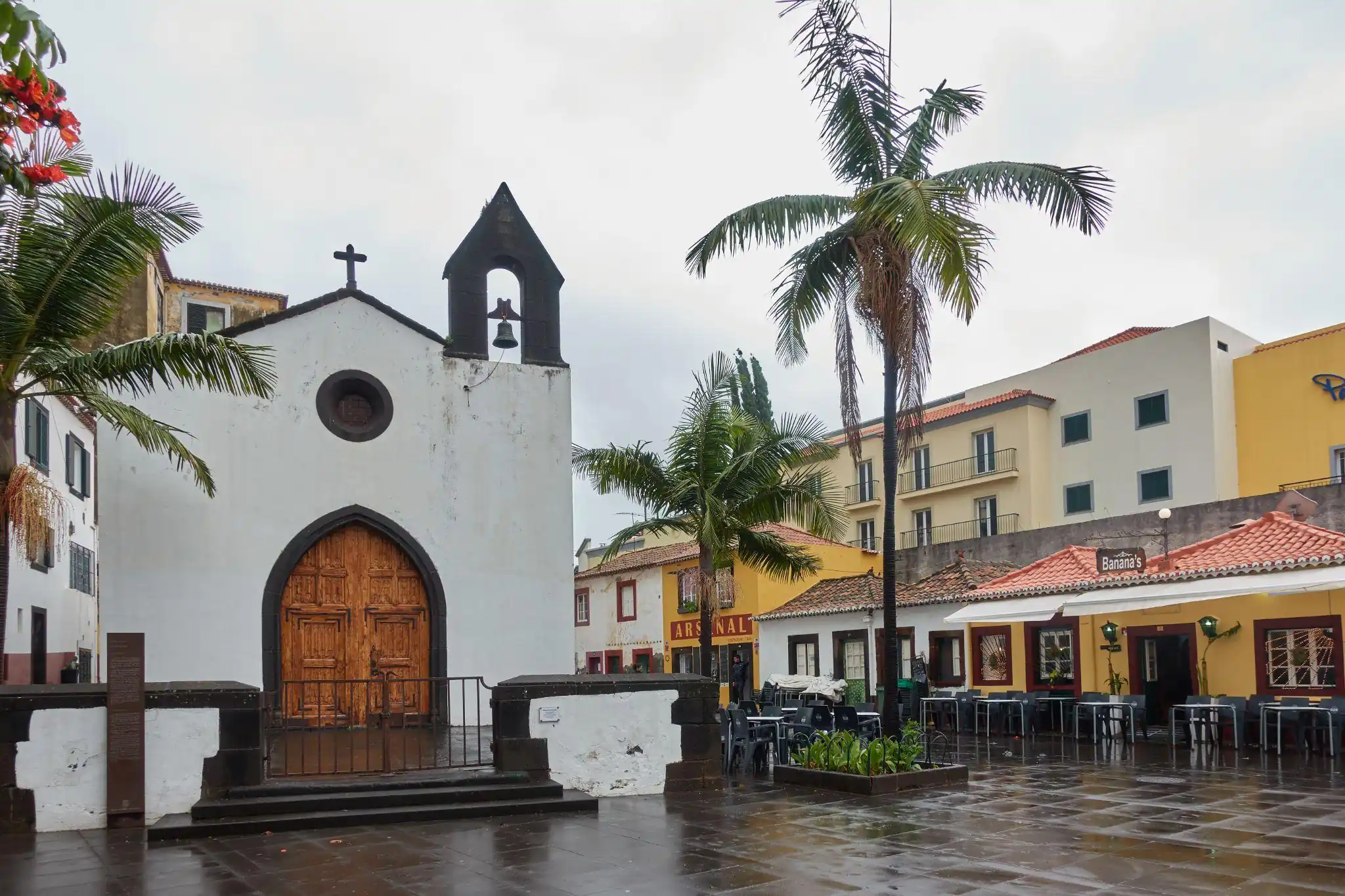Funchal - At A Glance - 1
