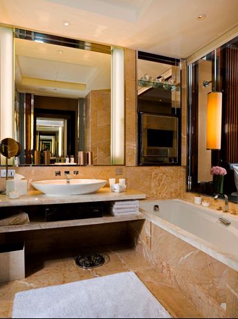 Verified hotel review - The Fullerton Bay Hotel Singapore - 37