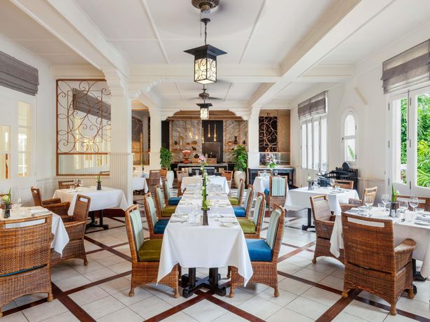 Raffles Grand Hotel d'Angkor - 11