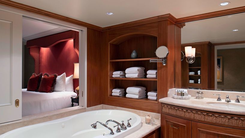 Verified hotel review - Wedgewood Hotel & Spa - 10