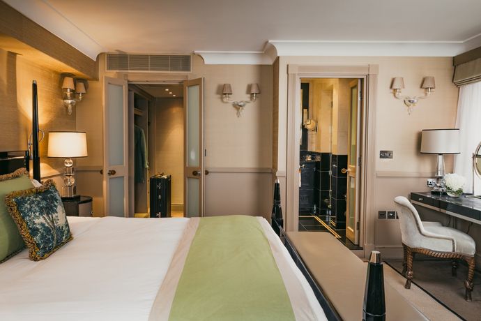 Verified hotel review - St James Hotel and Club Mayfair - 27