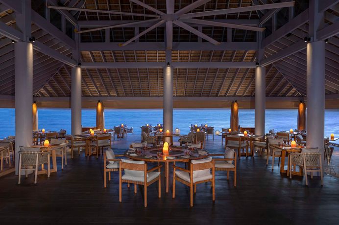 Anantara Kihavah Maldives Villas