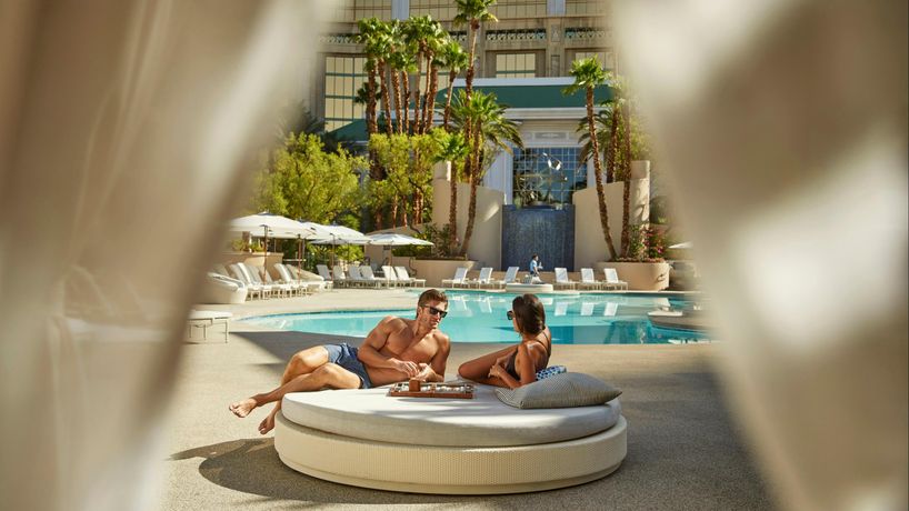 Four Seasons Hotel Las Vegas - 5