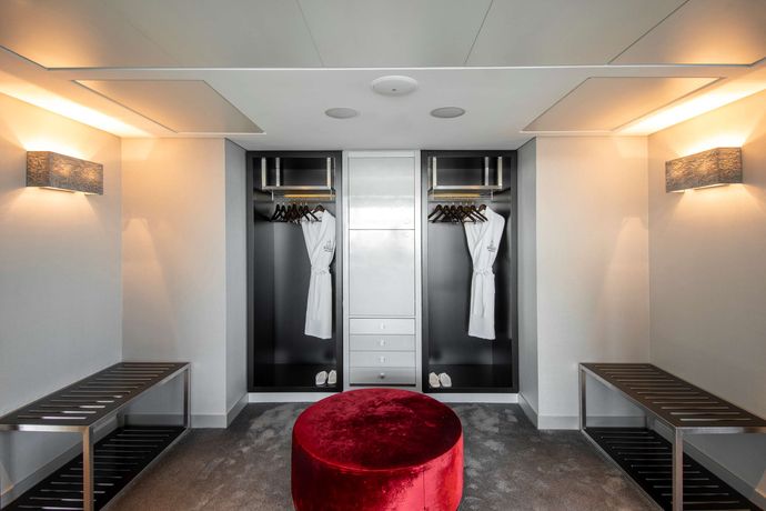 MYRIAD by SANA Hotels - 56